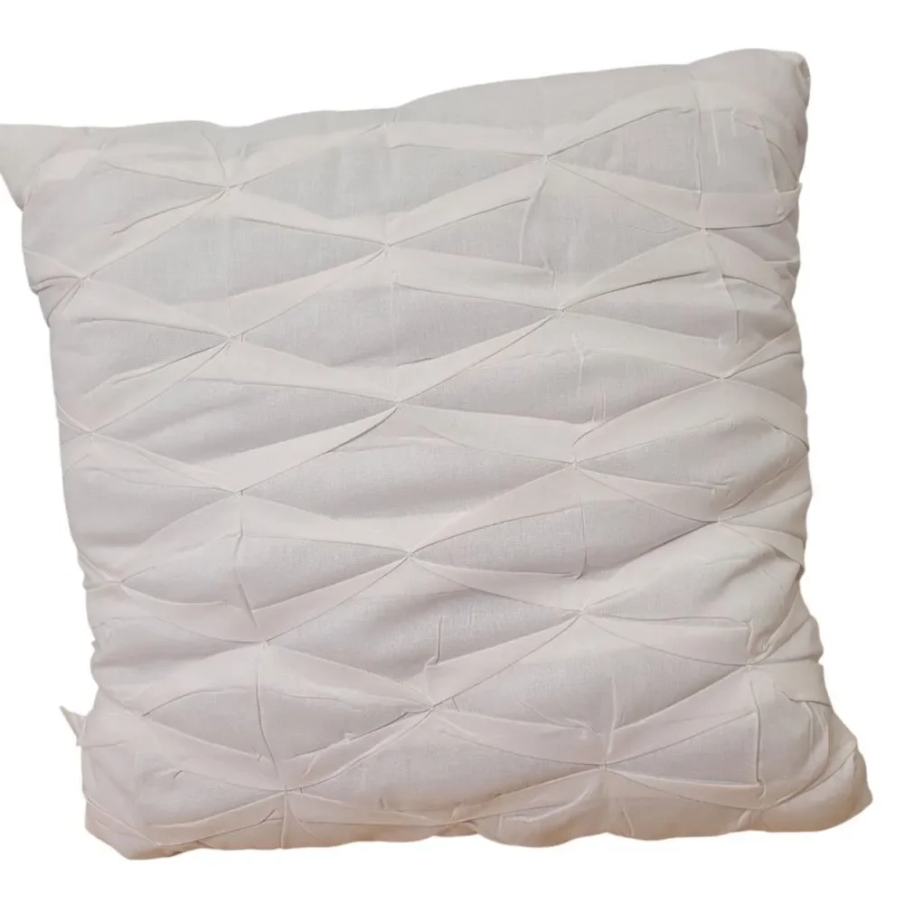 Urban Habitat Ivory Tuffed Duved Cover Set 100% Cotton 5 Pieces  Size Full/Queen